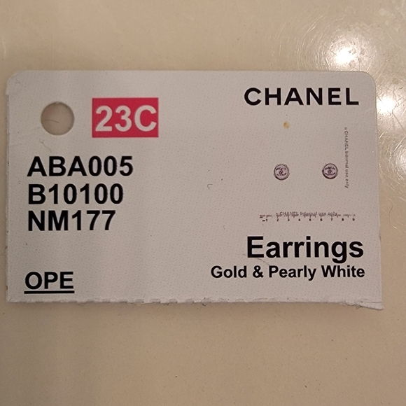 Chanel Ivory Button Earrings - Picture 3 of 8